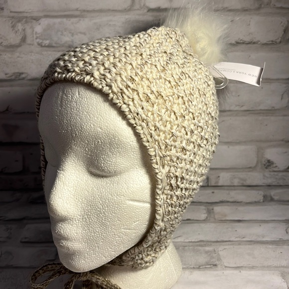 Winter furry pom pom knit hat gold white gray tie strings ladies beanie pretty - Picture 2 of 9